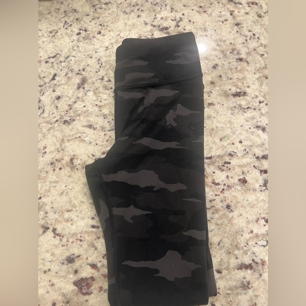 Worn only twice.. Camo leggings